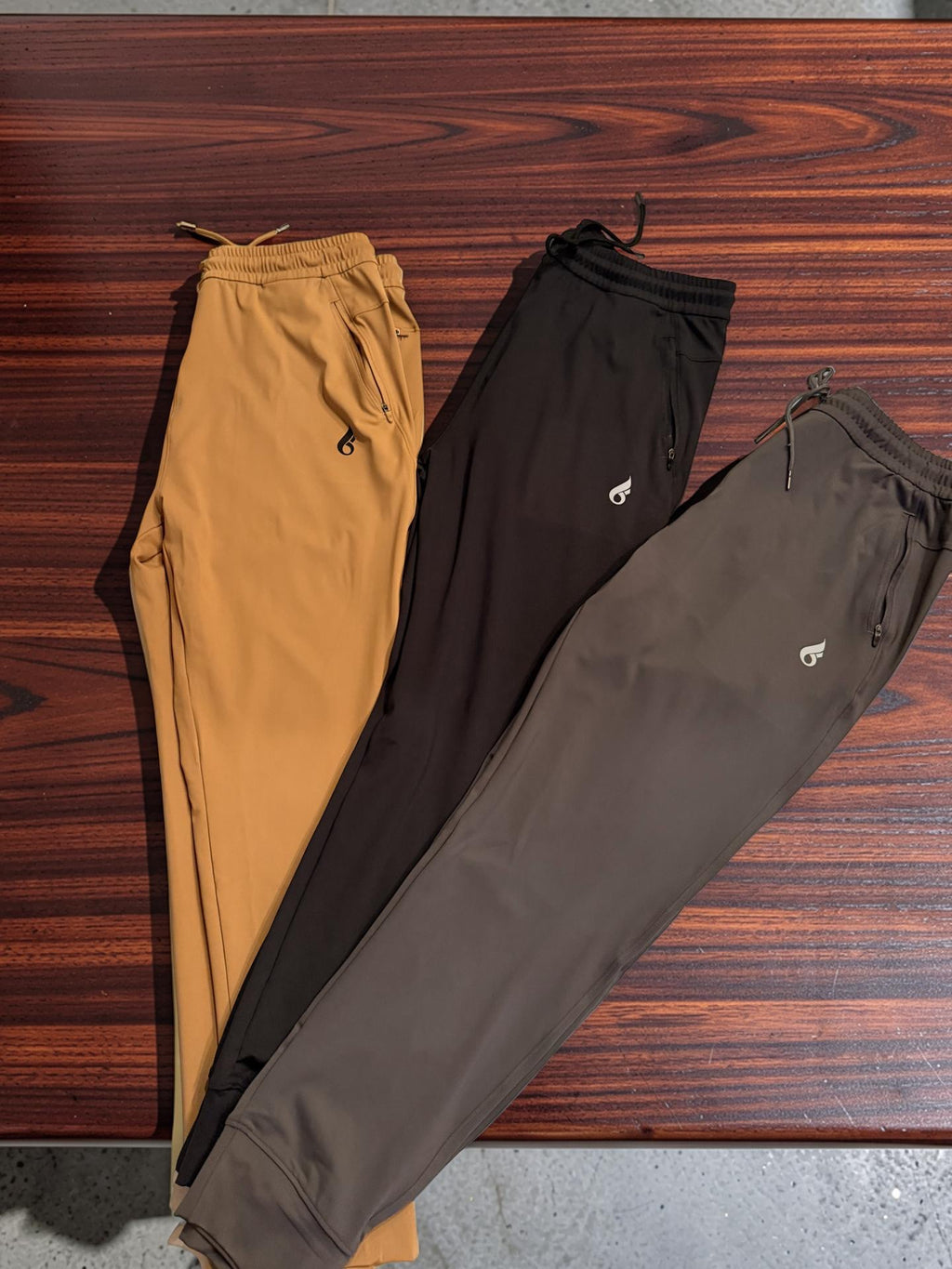 Born2BFree Men’s Lightweight Performance Joggers/ windbreaker