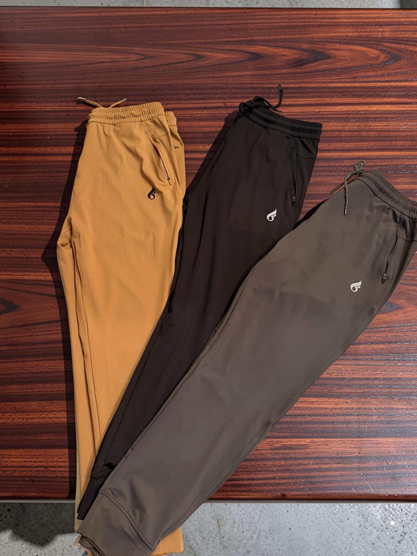 Born2BFree Men’s Lightweight Performance Joggers/ windbreaker